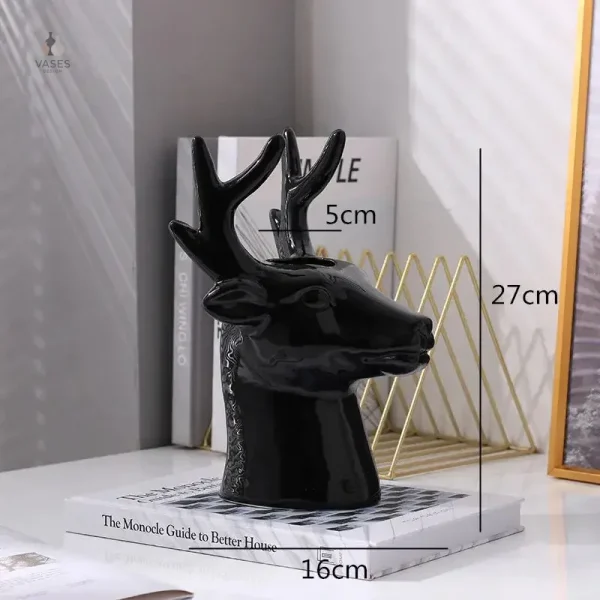 Vase artistique représentant une tête de cerf