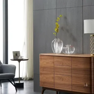Vase transparent minimaliste, idéal pour floraison