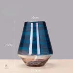 Vase en verre bleu, accessoire déco