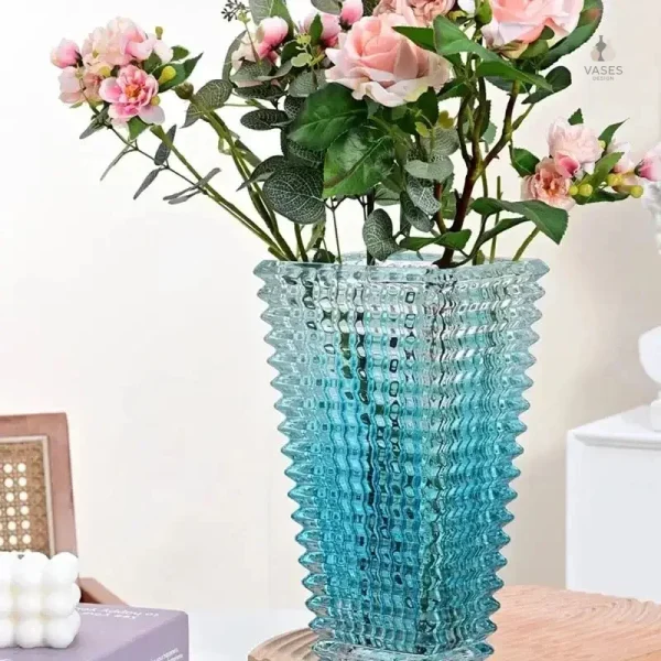 Vase en verre de couleur vibrante pour décoration intérieure