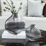 Vase en verre, soufflé à la main