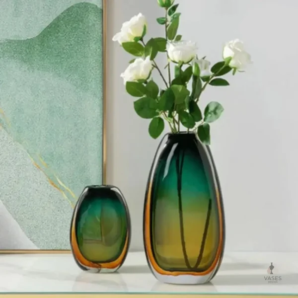 Vase design en verre soufflé