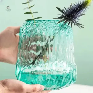 Vase décoratif vert pour fleurs fraîches ou sèches