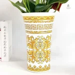 Vase vintage en céramique décorative