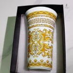 Vase vintage en céramique pour embellir votre intérieur