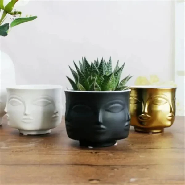 Vase visage céramique au design élégant et moderne