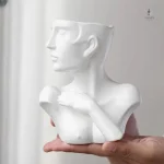 Vase visage femme minimaliste en terre cuite