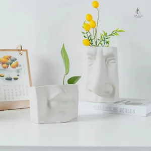 Vase visage en céramique artistique