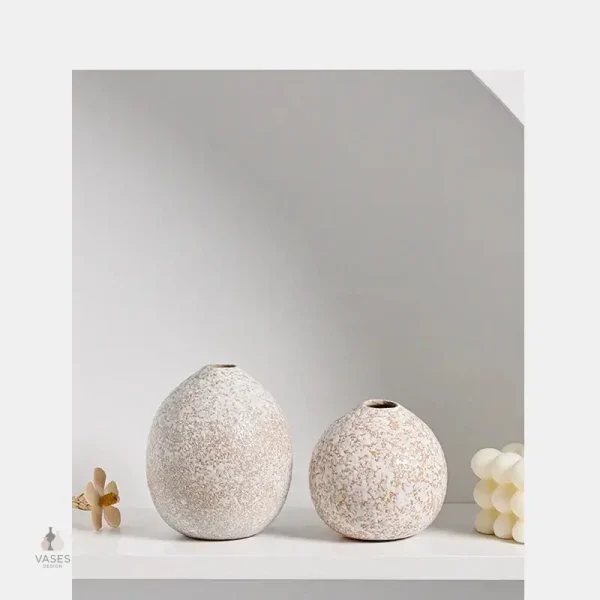Vase Wabi Sabi avec finition artisanale