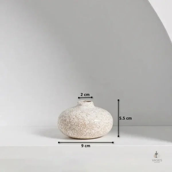 Vase en terre cuite au style Wabi Sabi