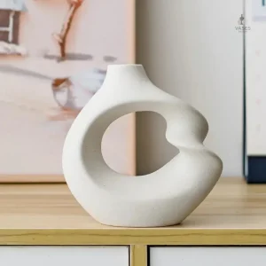 Vase céramique coloré, ajout d'éclat à votre espace