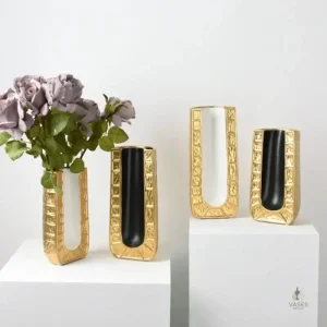 Vases modernes pour décoration florale élégante