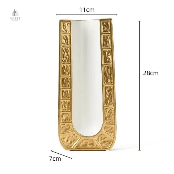 Vase design minimaliste pour décoration intérieure