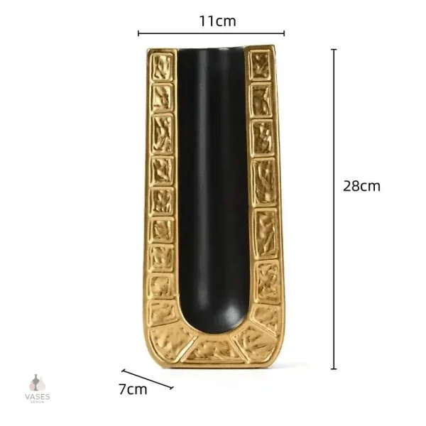 Vase moderne aux formes géométriques uniques