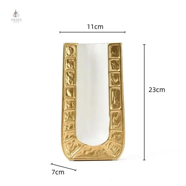 Vase contemporain pour mettre en valeur les fleurs